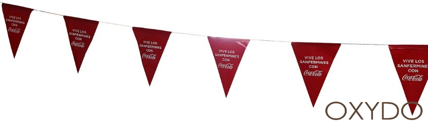 Banderines triangulares publicitarios